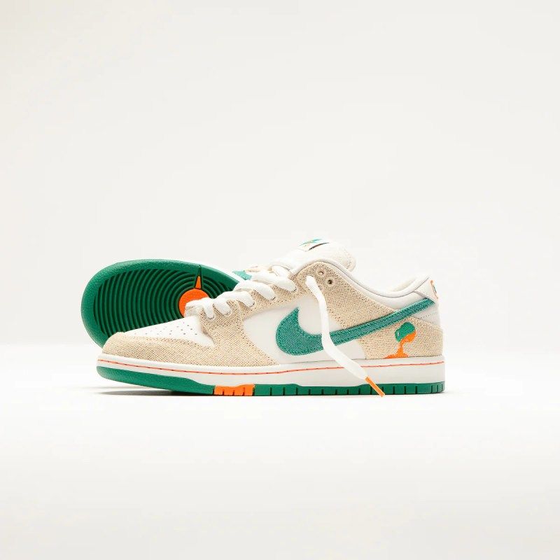 Nike Jarritos SB Dunk Low Sneakers