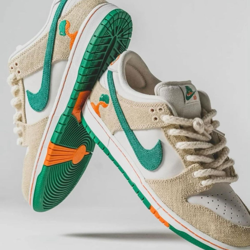 Nike Jarritos SB Dunk Low Sneakers